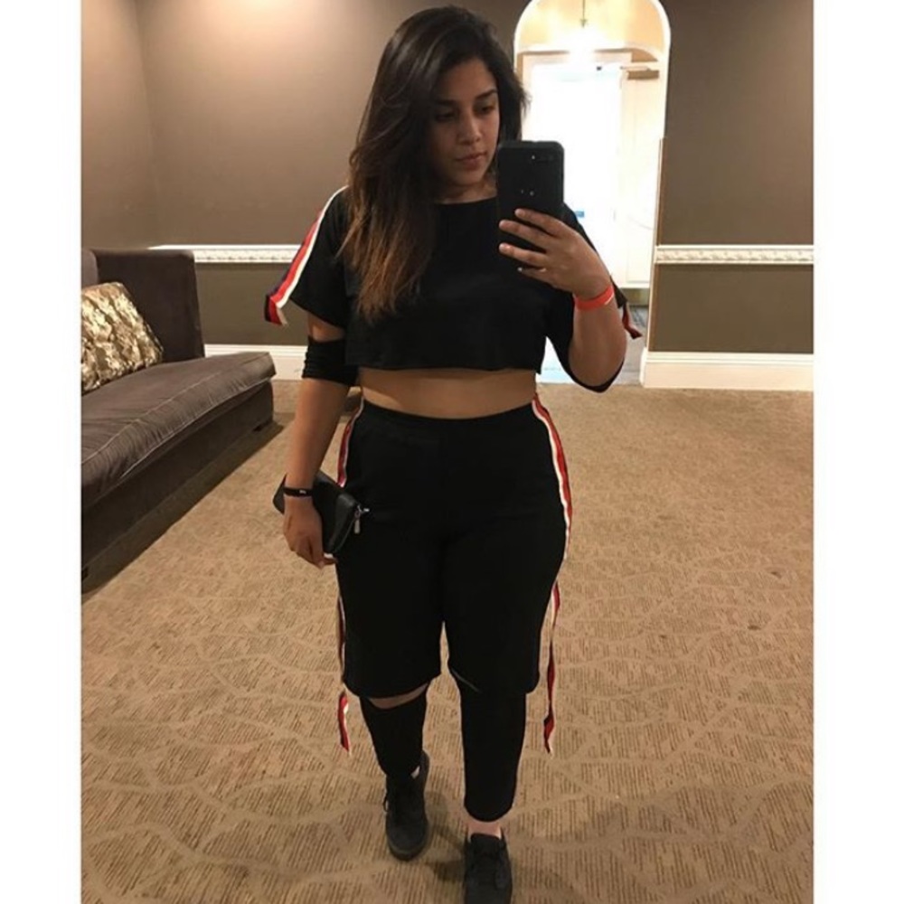 EDGY Joggers Size M